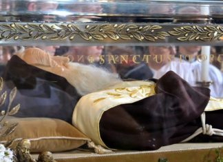 Neraspadnuto tijelo Svetog Leopolda stiže u rodni Herceg-Novi