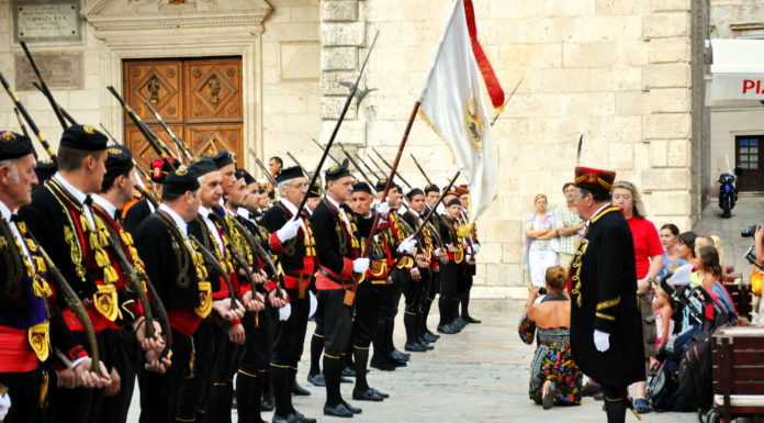 Vlada Crne Gore usvojila nominacijski dosje za upis Bokeljske mornarice na listu UNESCO-a