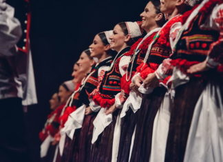 Ansambl LADO nastupa u Tivtu u sklopu projekta Putevima bokeljskih Hrvata